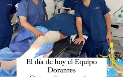 Trabajo en conjunto, cirugía de rodilla y cirugía de oído